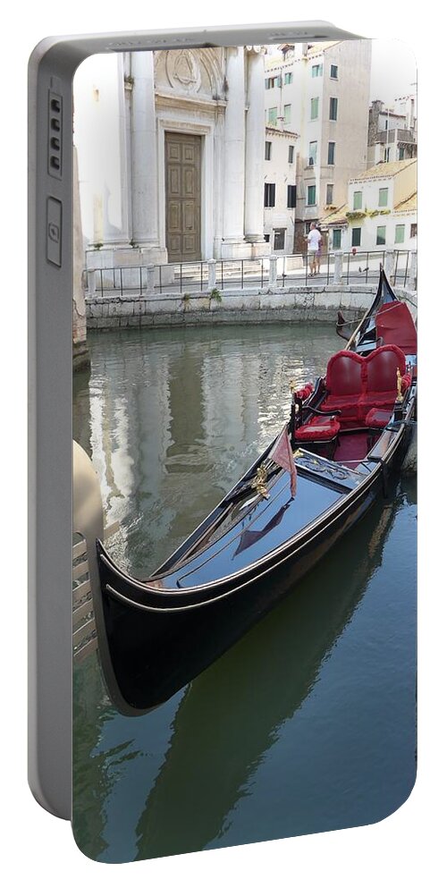 Venice Portable Battery Charger featuring the photograph Gondola by Lisa Mutch