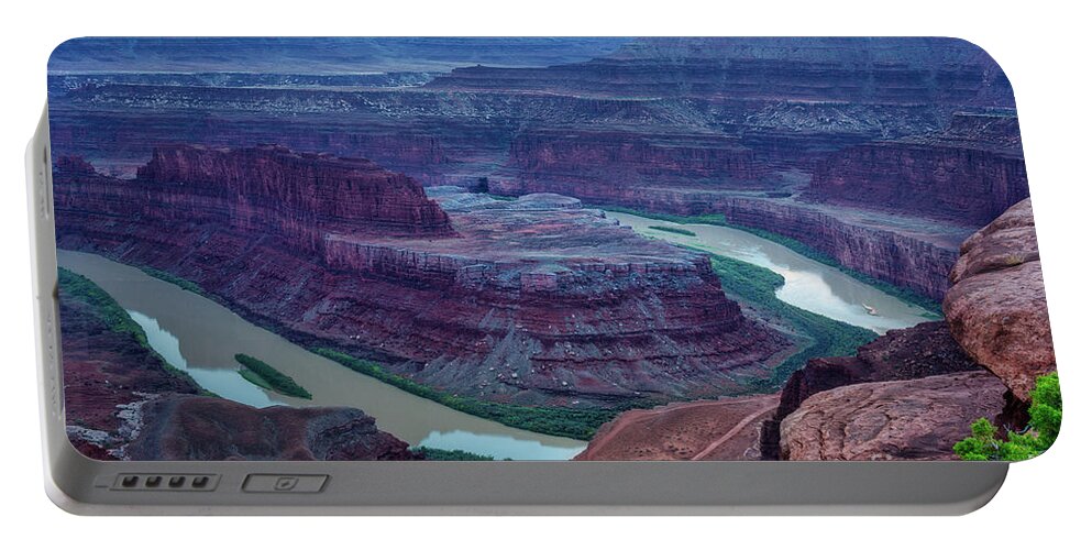 Dead Horse State Park Portable Battery Charger featuring the photograph Green River by Izet Kapetanovic