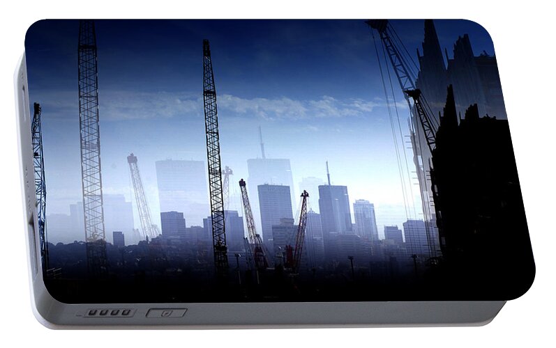 Landscape Portable Battery Charger featuring the photograph Growth in the City by Holly Kempe