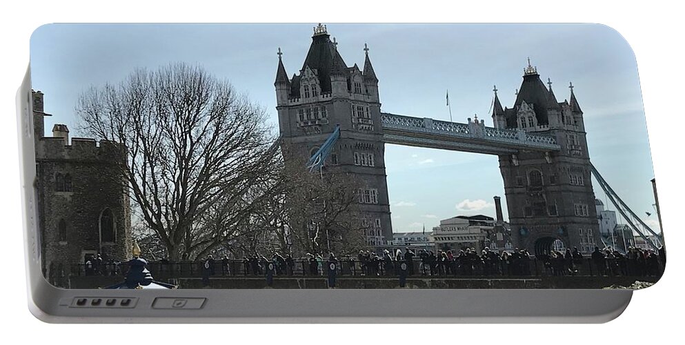Bridge Portable Battery Charger featuring the photograph London Landmark by Lee Darnell
