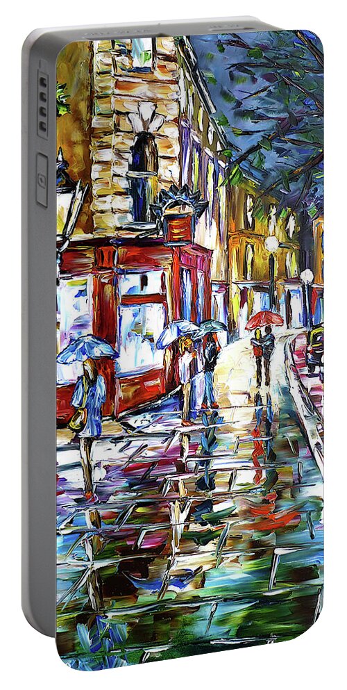 London At Night Portable Battery Charger featuring the painting London, Night Rain by Mirek Kuzniar