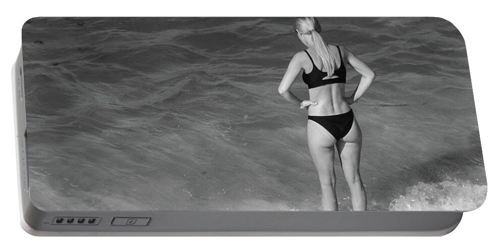 Ocean Portable Battery Charger featuring the photograph Looking down by Jamie Tyler
