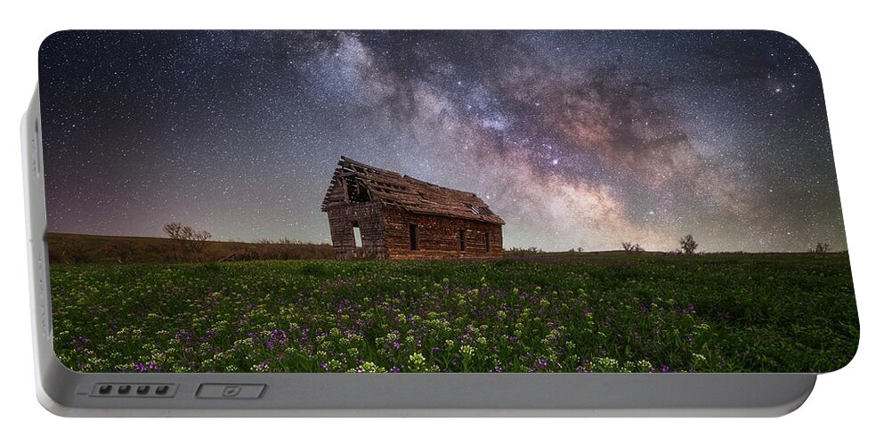 Milky Way Portable Battery Charger featuring the photograph Midnight Summer Express by Darren White