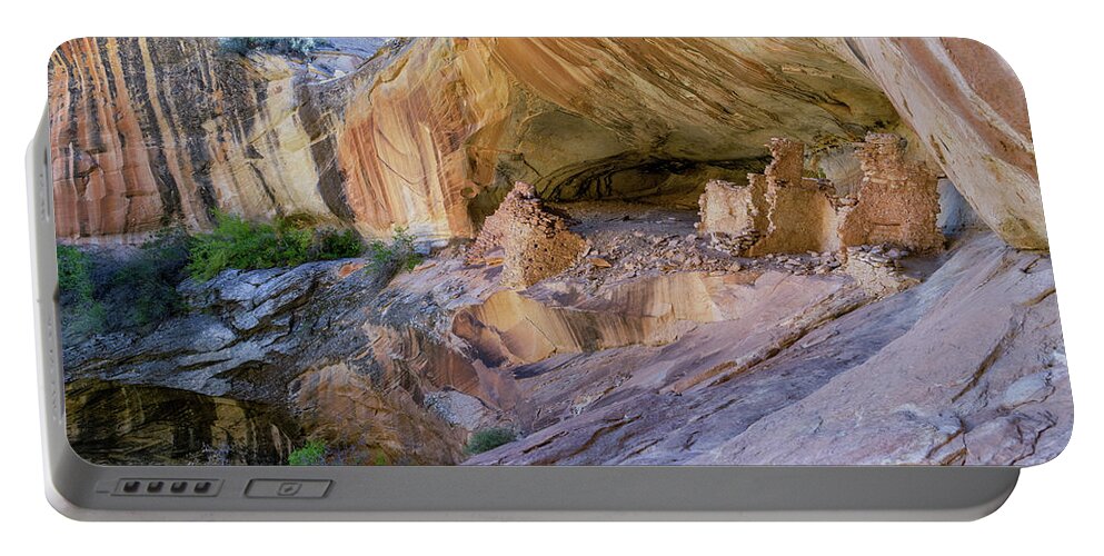 Cedar Mesa Portable Battery Charger featuring the photograph Monarch Cave by Roxie Crouch