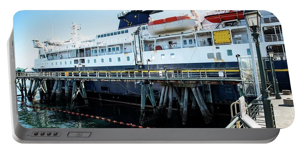 Mv Kennicott Portable Battery Charger featuring the photograph MV Kennicott by Tom Cochran