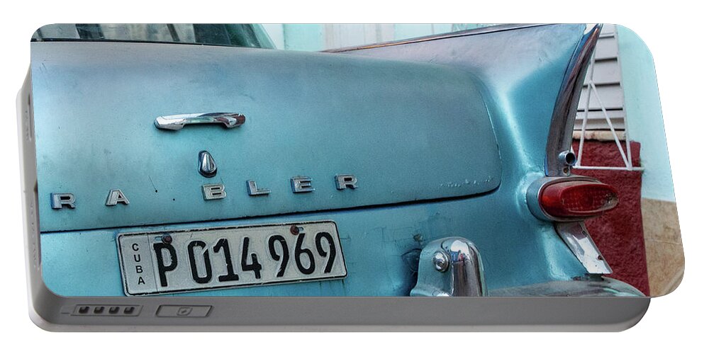 Cuba Portable Battery Charger featuring the photograph Nash Rambler by David Lee