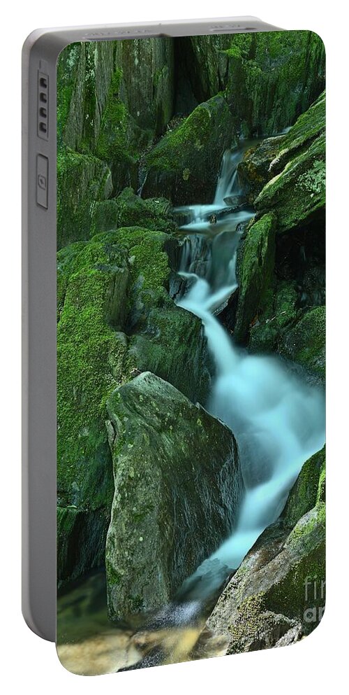 Waterfalls Portable Battery Charger featuring the photograph New Hampshire Waterfalls by Steve Brown