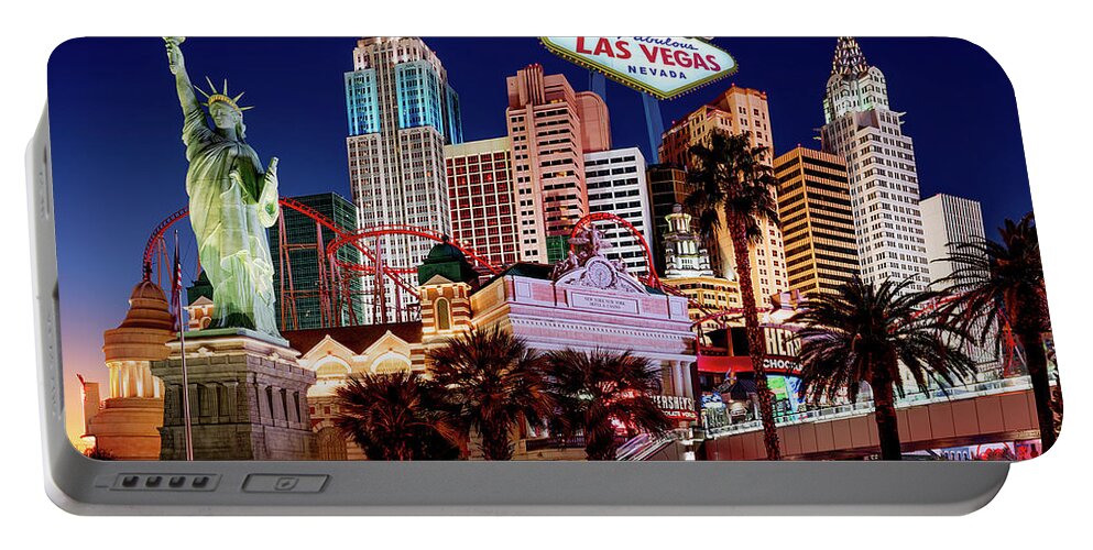 Post Card Portable Battery Charger featuring the photograph New York New York Casino at Dusk Post Card by Aloha Art