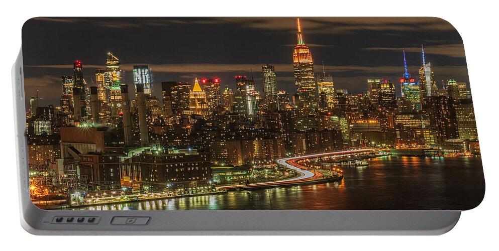 New York. Skyline Portable Battery Charger featuring the photograph New York Skyline by Michael Hope