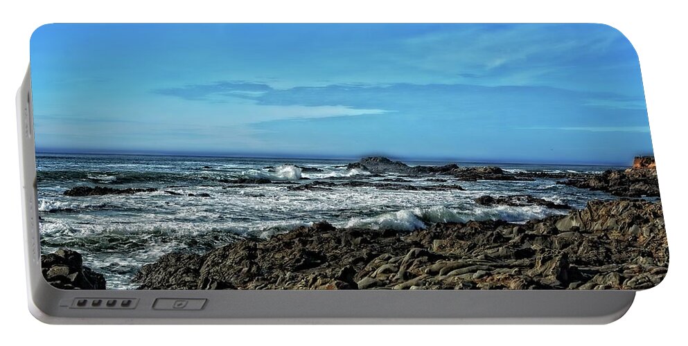 Pacific Ocean Portable Battery Charger featuring the photograph Northern California Coast 7 by Maggy Marsh