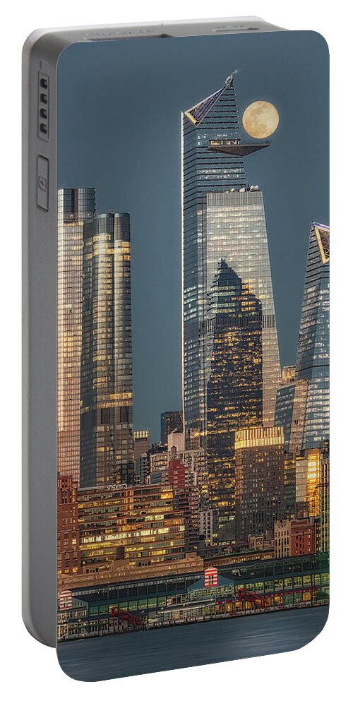 Hudson Yards Portable Battery Charger featuring the photograph NYC Hudson Yards BW by Susan Candelario