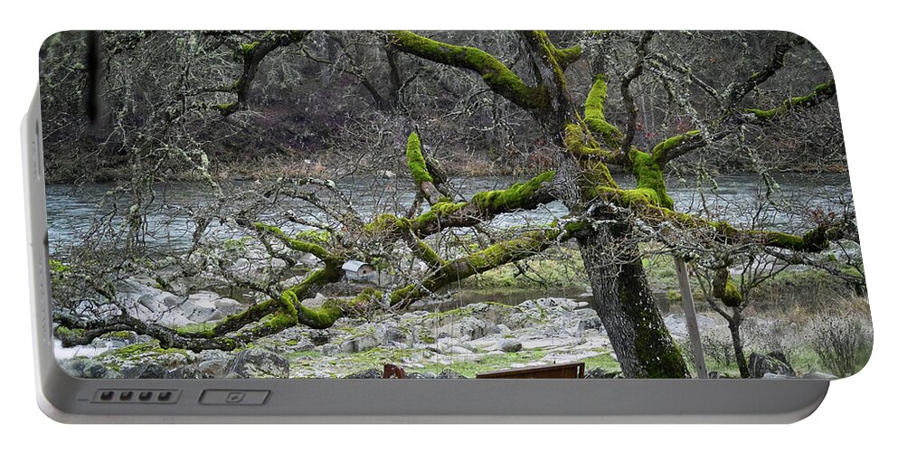 Rouge River Portable Battery Charger featuring the photograph Oak On The Rogue River by Theresa Fairchild