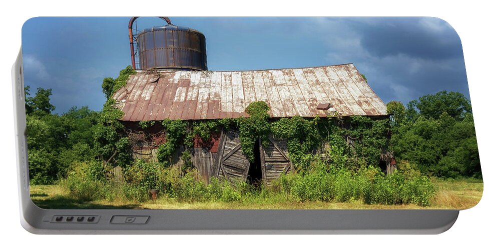 Barn Portable Battery Charger featuring the photograph Old Weathered Barn - Parke County, Indiana by Susan Rissi Tregoning
