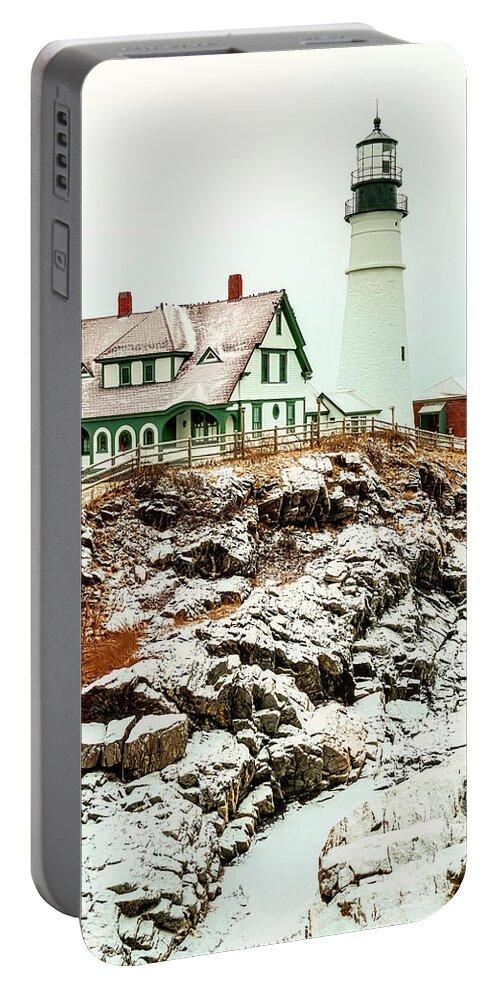 Lighthouse Portable Battery Charger featuring the photograph Portland Head by Dan McGeorge