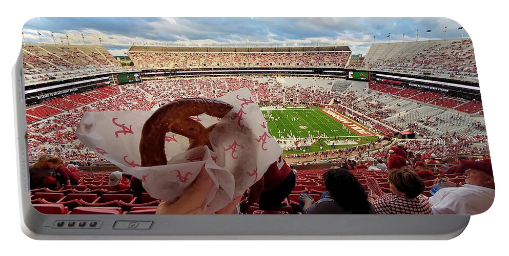 Gameday Portable Battery Charger featuring the photograph Pretzel Bryant-Denny Stadium by Kenny Glover