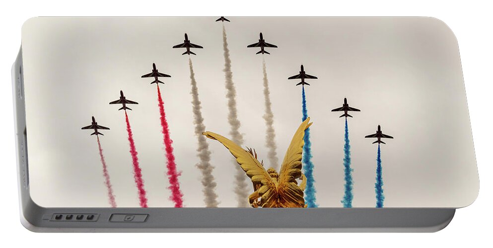 Raf Portable Battery Charger featuring the photograph Red Arrows over Victoria Memorial by Andrew Lalchan
