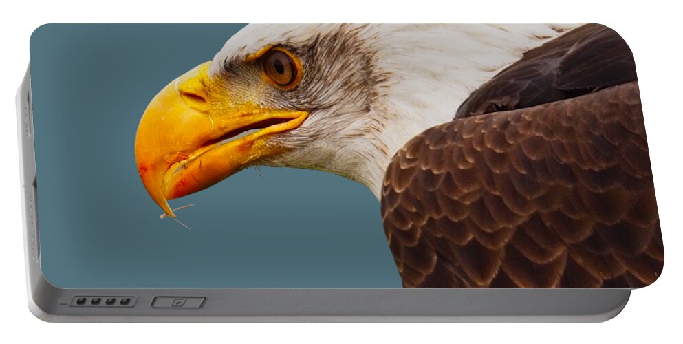Eagle Portable Battery Charger featuring the photograph Salmon Breakfast on His Beak by Judy Cuddehe