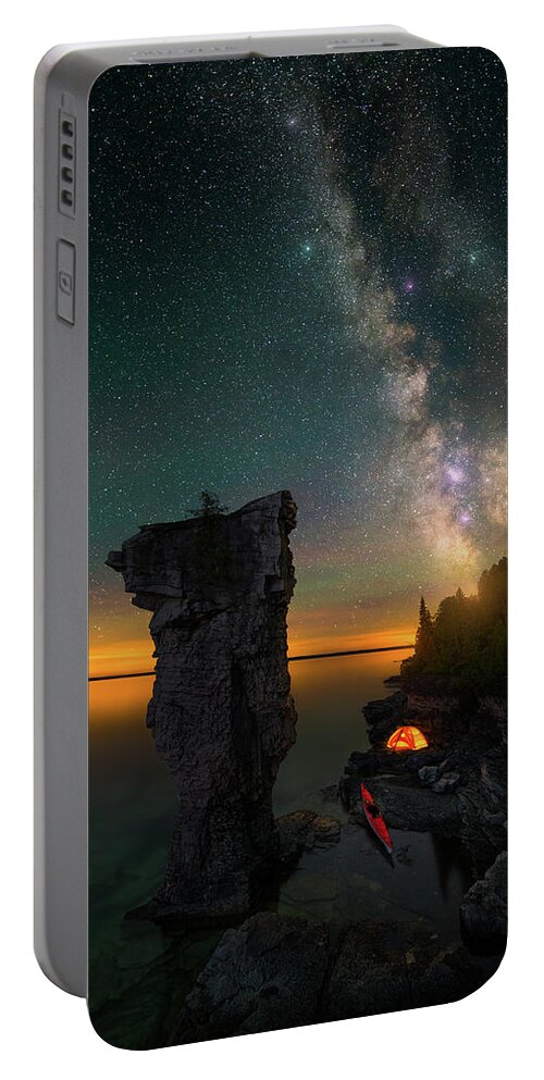 Night Portable Battery Charger featuring the photograph Sleepless Night by Henry w Liu