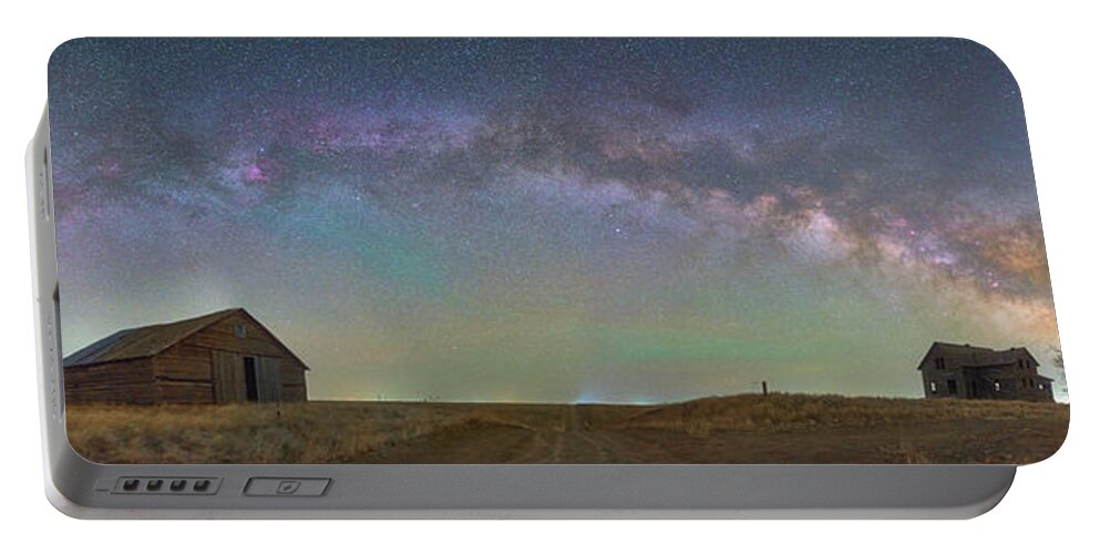 Milky Way Pano Portable Battery Charger featuring the photograph Smith House Pano by Darren White