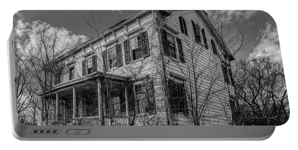 Haunted House Portable Battery Charger featuring the photograph Spook House by David Letts