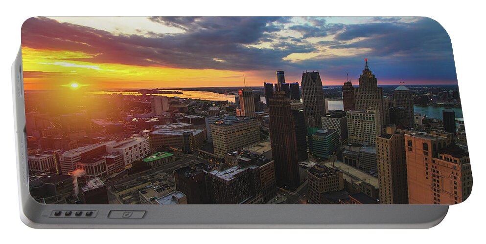 Detroit Portable Battery Charger featuring the photograph Sunrise above downtown Detroit by Jay Smith