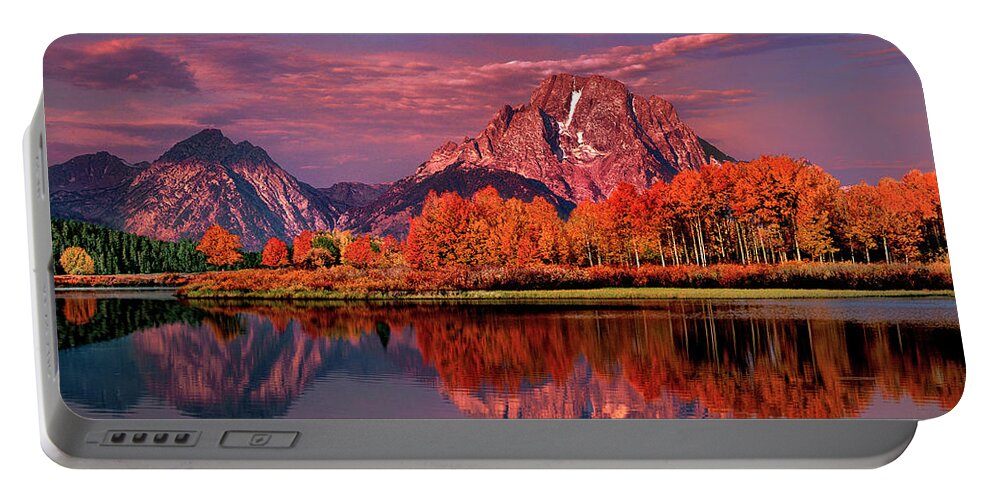 Dave Welling Portable Battery Charger featuring the photograph Sunrise Mount Moran Oxbow Bend Grand Tetons Np by Dave Welling