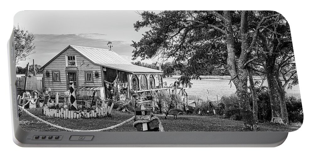 Fish House Portable Battery Charger featuring the photograph The Beaufort North Carolina Fish House on Taylor's Creek by Bob Decker