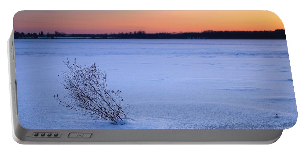 Lake Neatahwanta Portable Battery Charger featuring the photograph The Evening Blues by Rod Best