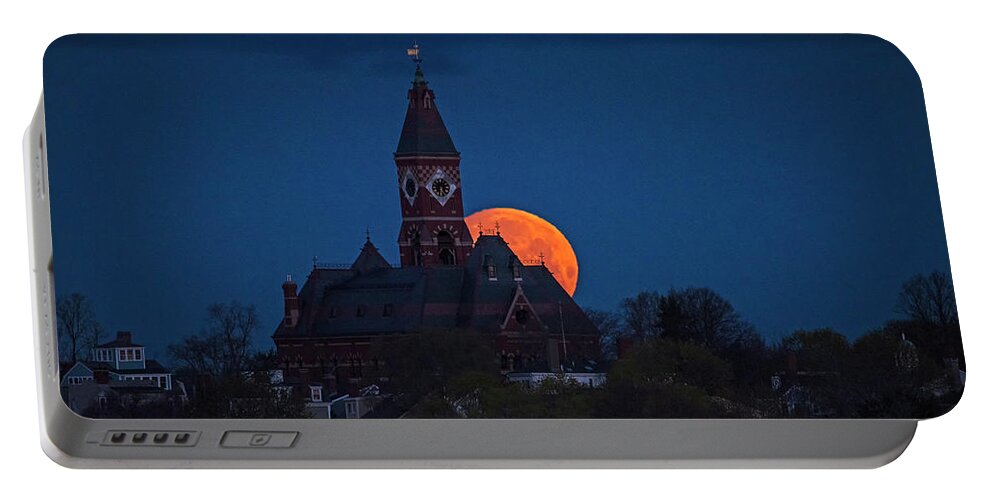 Marblehad Portable Battery Charger featuring the photograph The supermoon sets behind Abbot Hall in Marblehead Massachusetts by Toby McGuire