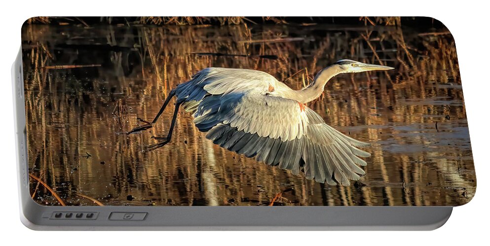 Heron Portable Battery Charger featuring the photograph The Takeoff 4 by Dennis Lundell