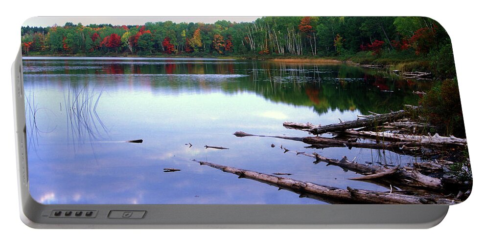Autumn Portable Battery Charger featuring the photograph Thornton Lake in Autumn by James C Richardson