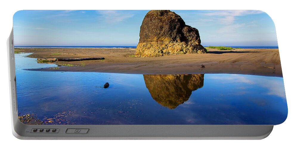 Beach Portable Battery Charger featuring the photograph Toholah Rock by Loyd Towe Photography