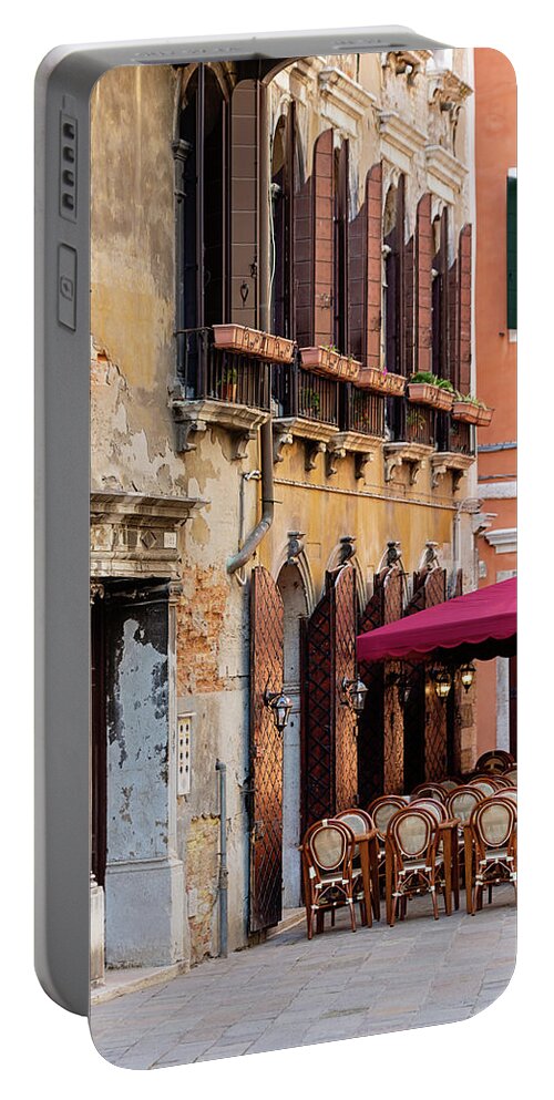Venice Portable Battery Charger featuring the photograph Venetian Cafe by Melanie Alexandra Price