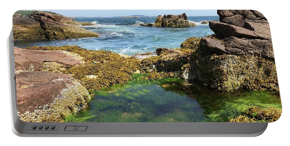 Ocean Portable Battery Charger featuring the photograph Wading Pool by Lee Darnell