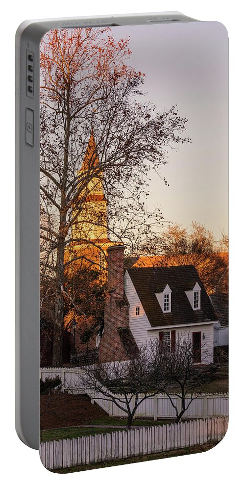Colonial Williamsburg Portable Battery Charger featuring the photograph Williamsburg Sunset by Rachel Morrison