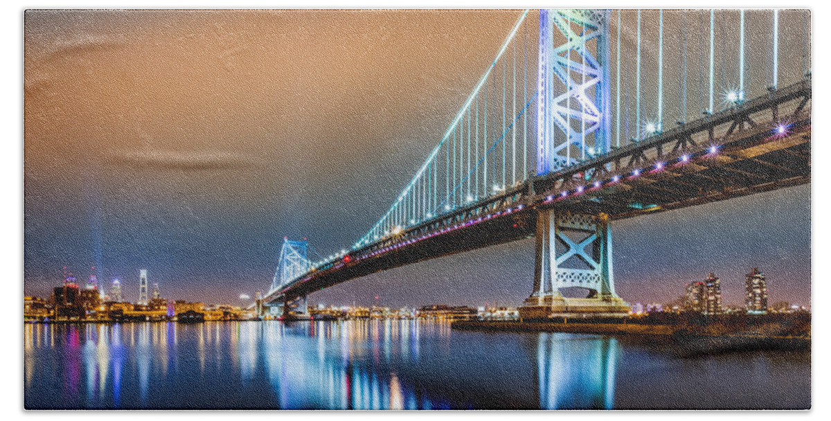 Ben Franklin Bridge Beach Sheet featuring the photograph Ben Franklin Bridge and Philadelphia skyline by night #1 by Mihai Andritoiu