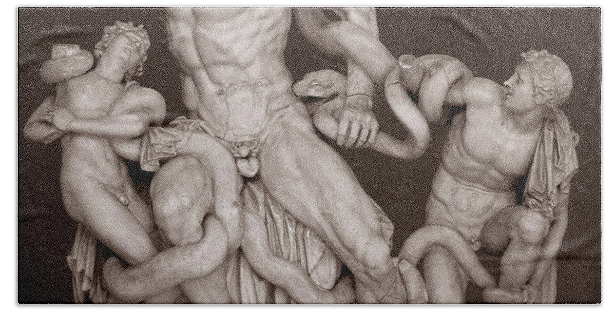 Sculpture Beach Sheet featuring the photograph Laocoon and His Sons #1 by Michael Kirk