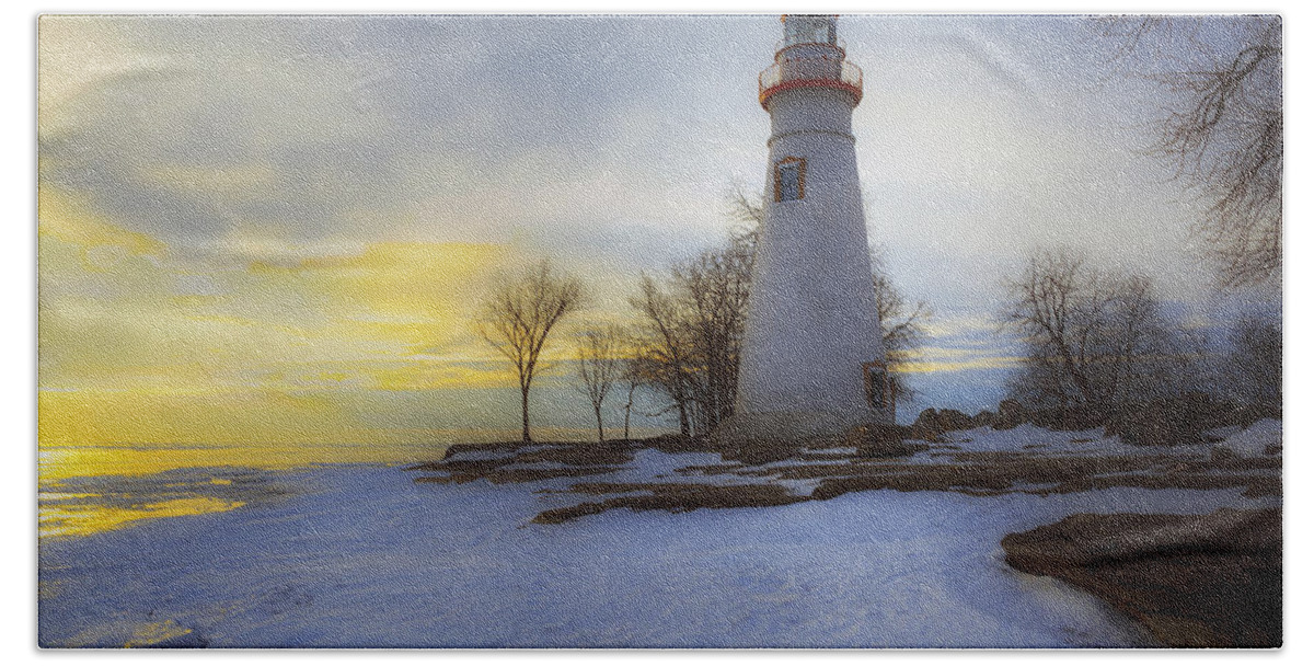 Erie Beach Towel featuring the photograph Marblehead Lighthouse Lake Erie #1 by Jack R Perry