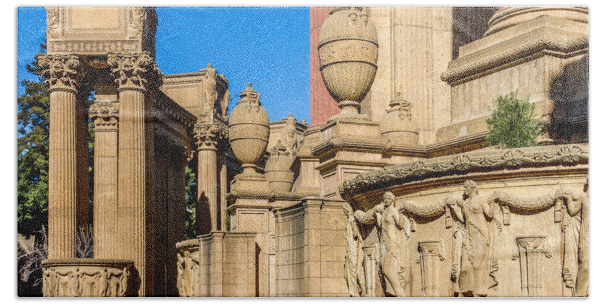  Building Beach Towel featuring the photograph Palace Of Fine Arts III by Bill Gallagher