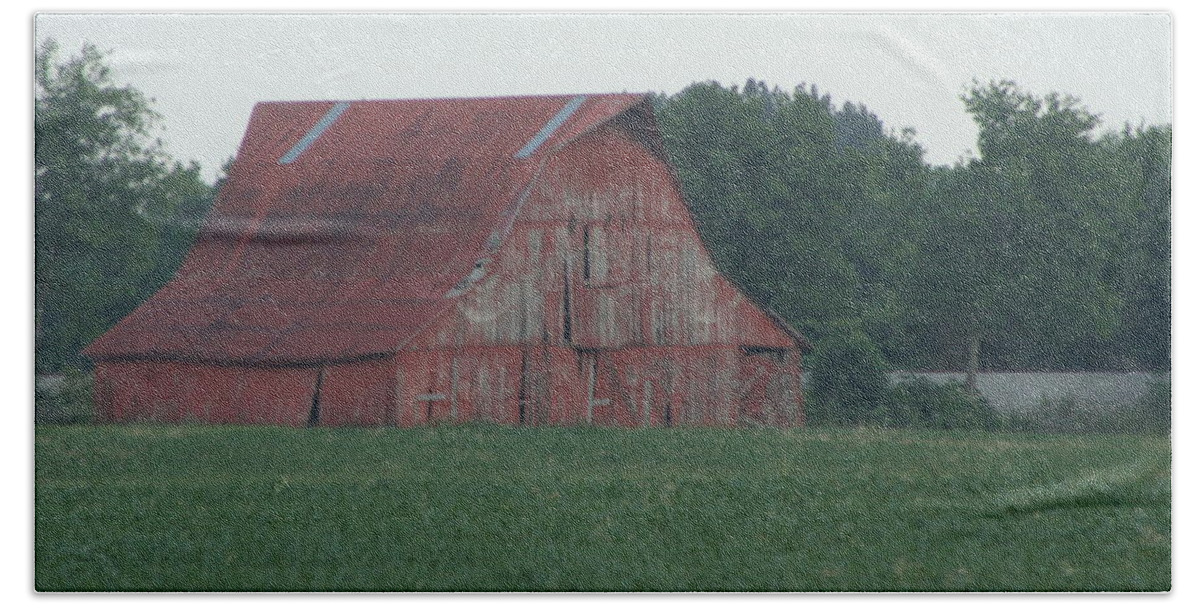Barn Beach Towel featuring the photograph Weathered Red Barn in Kentucky by Valerie Collins