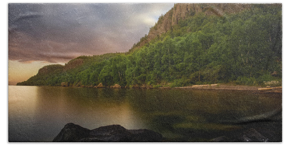 Aboriginal Beach Towel featuring the photograph Squaw Bay Cliffs #1 by Jakub Sisak