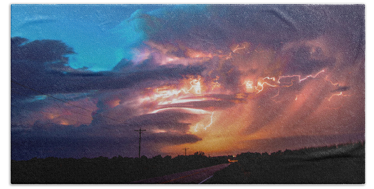 Stormscape Beach Towel featuring the photograph Wicked Good Nebraska Supercell #20 by NebraskaSC