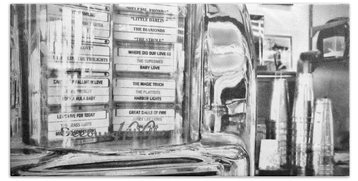Mini-jukebox Beach Sheet featuring the photograph Name That Tune #2 by Peggy Hughes