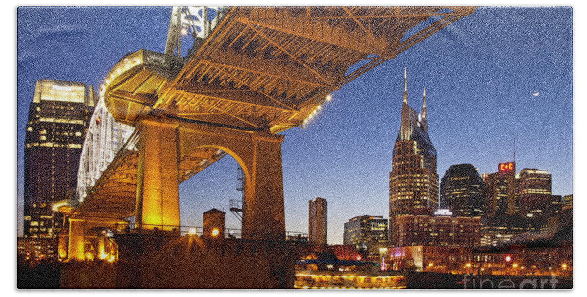 Nashville Beach Sheet featuring the photograph Nashville Tennessee #2 by Brian Jannsen