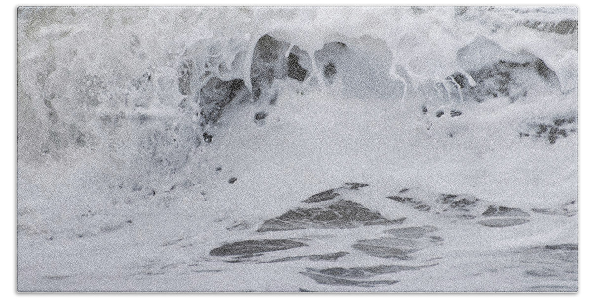 Seascape Beach Towel featuring the photograph Seafoam Wave by Jani Freimann