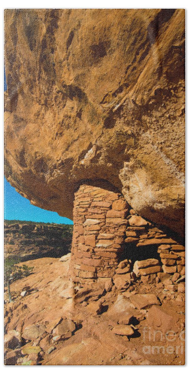 Anasazi Beach Sheet featuring the photograph Anasazi Citadel Ruin - Cedar Mesa #3 by Gary Whitton