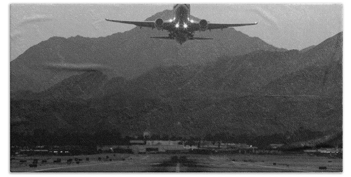 Alaska Airlines Beach Towel featuring the photograph Alaska Airlines Palm Springs Takeoff by John Daly