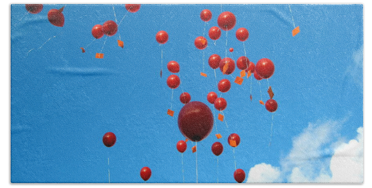 Up Beach Towel featuring the photograph Balloons in the Air by Amanda Mohler