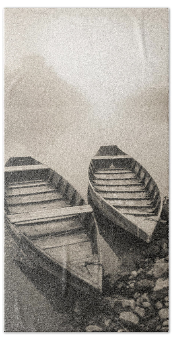 France Beach Sheet featuring the photograph Beynac Boats by Matthew Pace