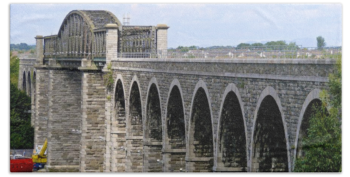 Viaduct Beach Towel featuring the photograph Bridging the Boyne by Norma Brock